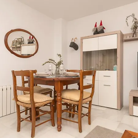 Vegaluz Apartamento *